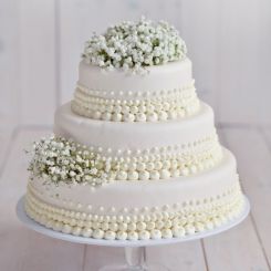 Tradycyjny tort weselny biały z perełkami - Cukiernia Hania
